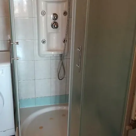 Apartma Vojkovo * كوبر
