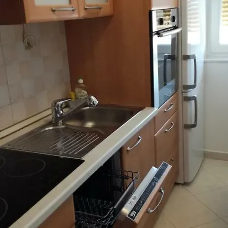 Apartma Vojkovo كوبر